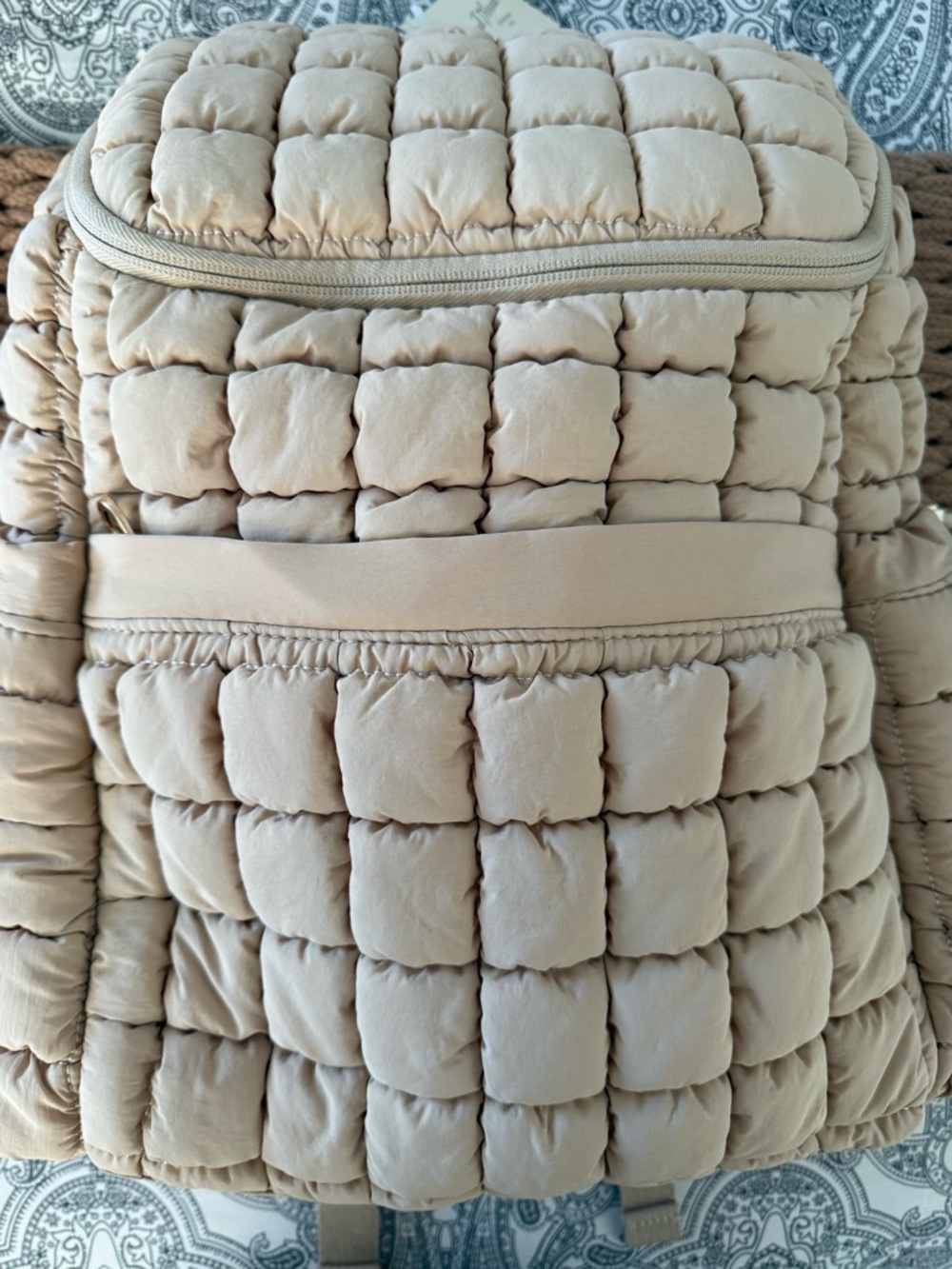 Universal Thread Quilted Puffy Beige Backpack